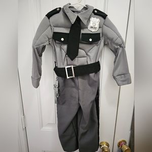 Costume